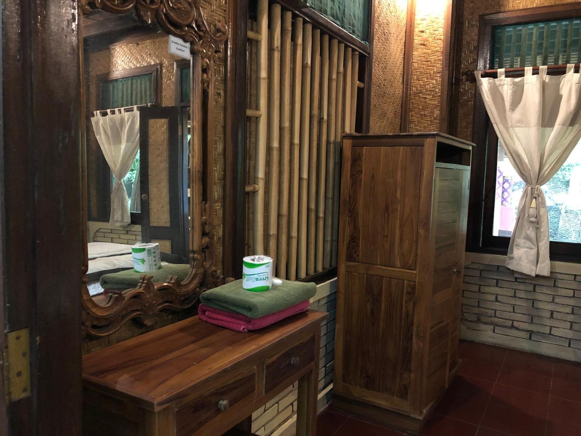 1Bd Guest House In Family Compound1, 15 Minute Walk To Yoga Barn Ubud  Bagian luar foto
